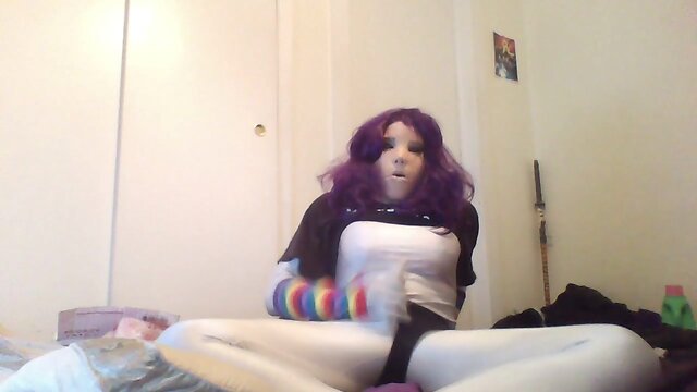 Sleeping Gear, Horny Morning: A Video Result