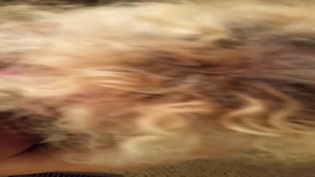 NASTY TRANNY SLUT SUCKS ME OFF