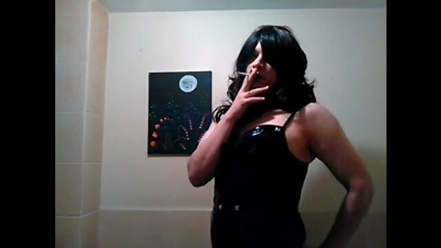 Mistress Samantha-Smoking fetish part.1