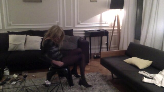 TRAVESTI CD SISSY COLLANTS PANTYHOSE VERY BAD GIRL TONIGHT