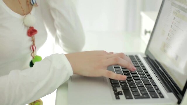 Exploring Passionate Pleasure: Transsexual Tube Video