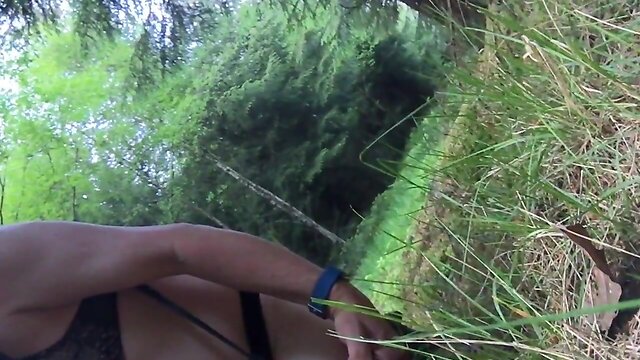 More outdoor cock sucking