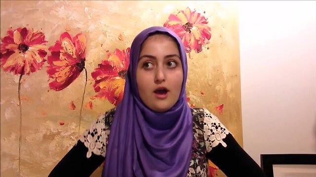 Concubine in a Pakistani harem tells her story Hindi Urdu