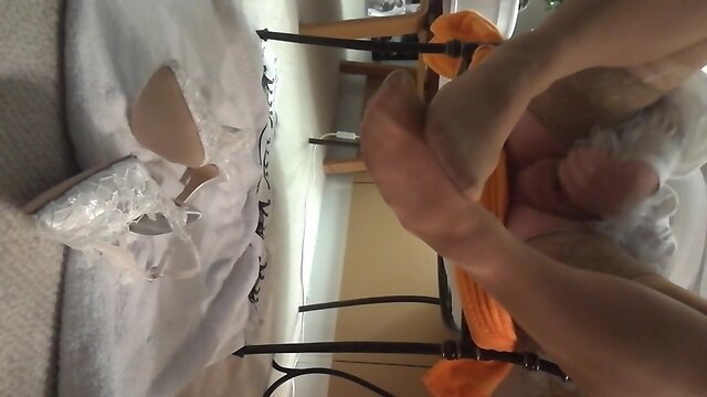 Sissy Thrills: Masturbation in Lingerie