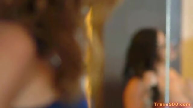 TS Jonelle Brooks Fucks Fat Girl