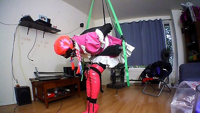 Sissys Self Strappado Bondage