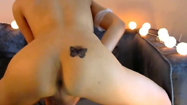 Cute shemale jerking off from behind