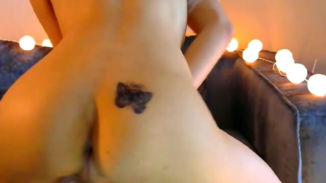 Cute shemale jerking off from behind