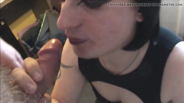 Lara Dark serving Stablemaster