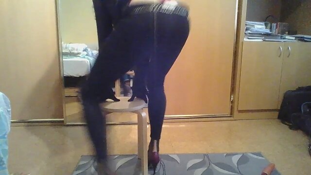 Jennifer cute teen cd hot solo