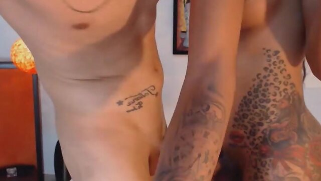 Cock Slurping Tranny Does Hot 69 with BF