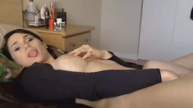 Female Gives Tranny Blowjobs and Rimjobs