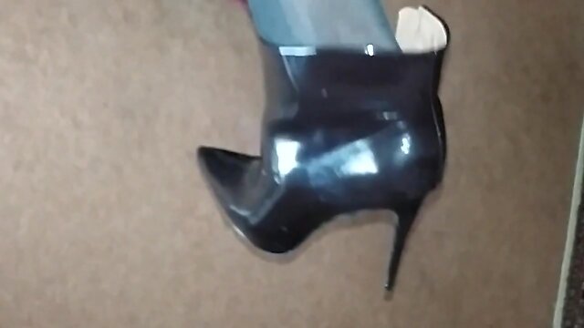 Cum on High Heels Mix 824