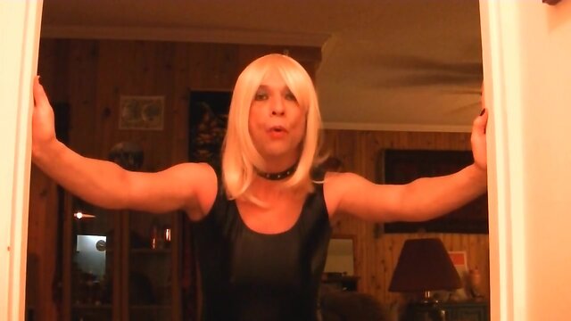 Tgirl: Mesmerizing Seduction and Tantalizing Tease