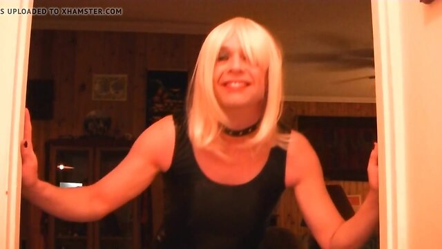 Tgirl: Mesmerizing Seduction and Tantalizing Tease