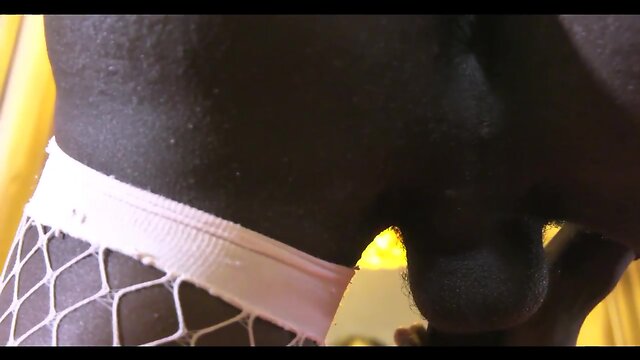 Onion butt, pretty face and cumming