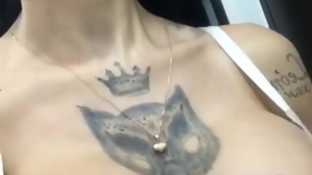 Tranny mexicana tetona