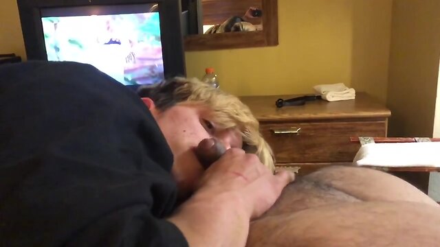 Ftm punk sucking and swallowing my cum