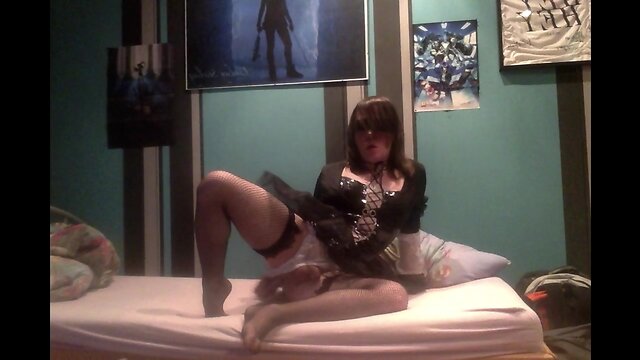 YoRHa Sissy Cosplay - NieR