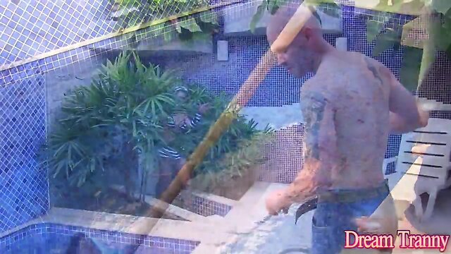 Versatile bareback with shemale Thayla Santos