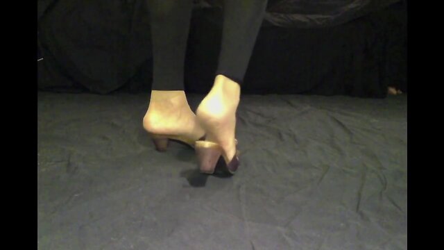 Fuck asspussy latex body feet in tan nylon socks and mules