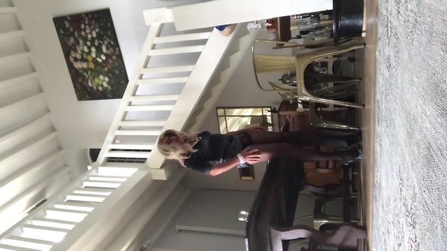 TRAVESTI TV TS SHEMALE TRANNY CROSSDRESSER PANTYHOSE