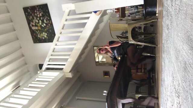 TRAVESTI TV TS SHEMALE TRANNY CROSSDRESSER PANTYHOSE