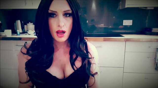 Mellisa Bell playing in the kitchen