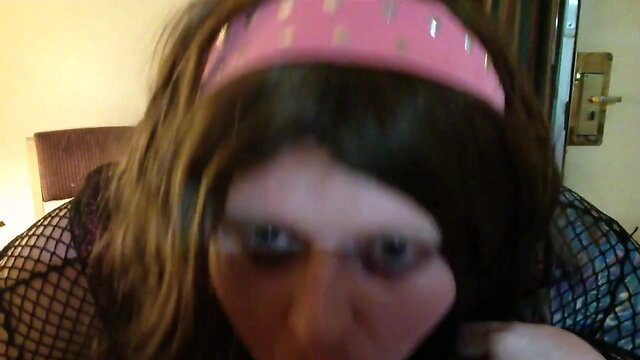 Sissy Crossdresser Sucks BBC