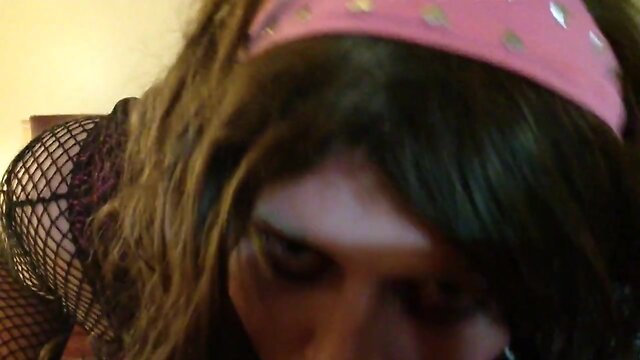 Sissy Crossdresser Sucks BBC