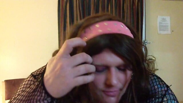 Sissy Crossdresser Sucks BBC