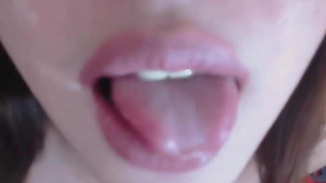 Horny Tranny Jerking her Huge Dick