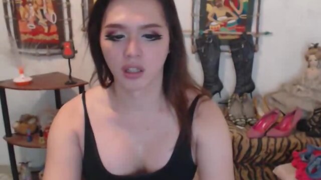 Horny Tranny Jerking her Huge Dick