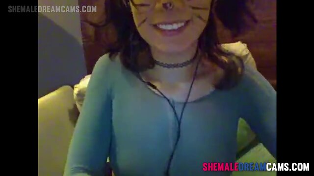 Shemale Kitty In Stockings And Big Dick  - ShemaleDreamCams.Com