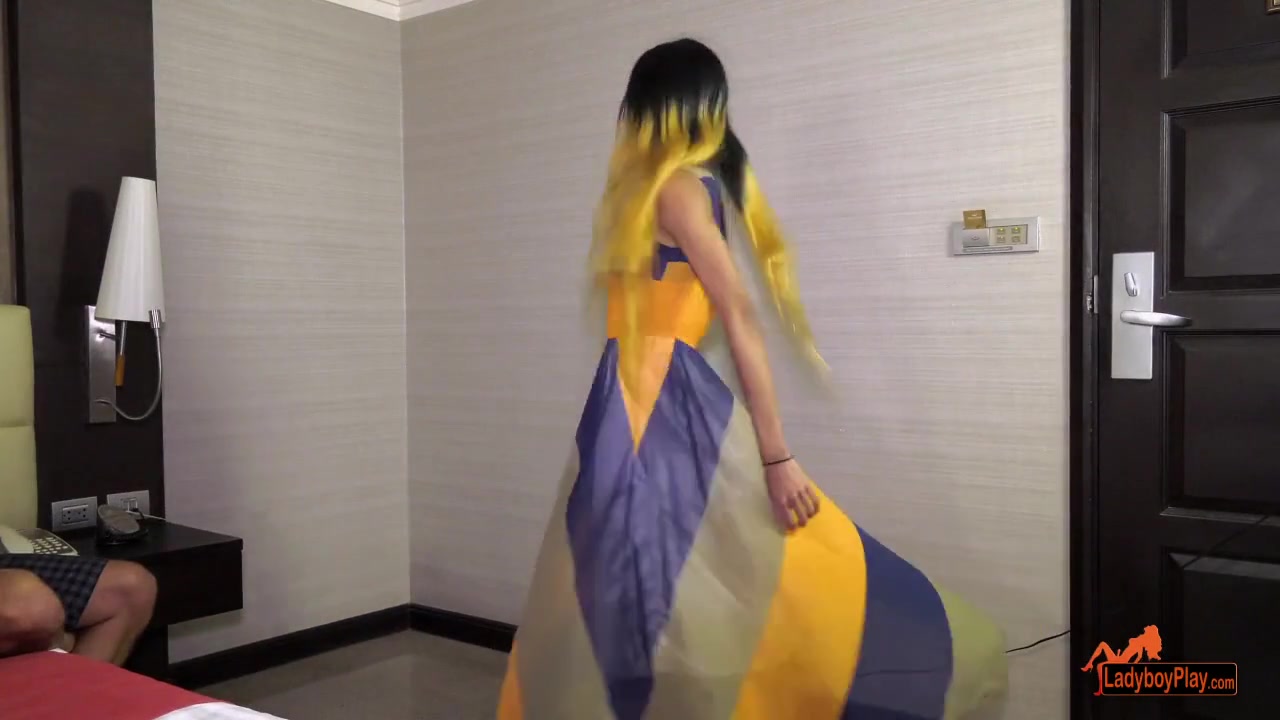 Transvestite Dong Goes Both Ways