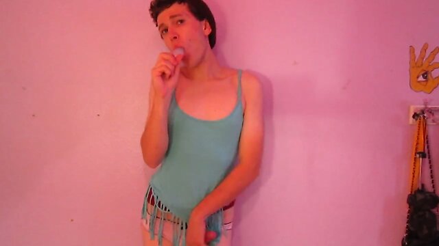 Amateur Crossdressers, Guys, Ladyboys & Teens Play with Self: Enjoy!