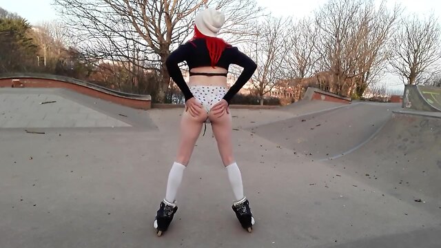 Cd sexy stripping skater