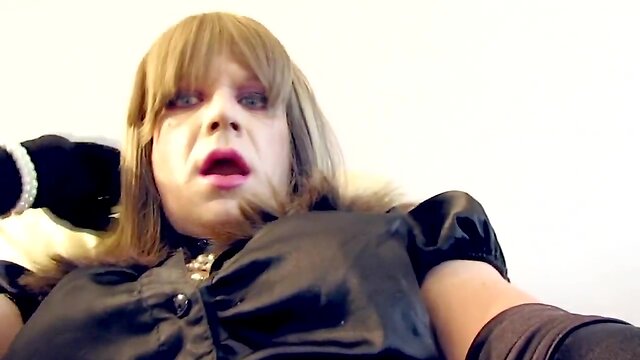 Amateur T-girl Whore in Lingerie & Stockings Pleasures Herself in Closeup