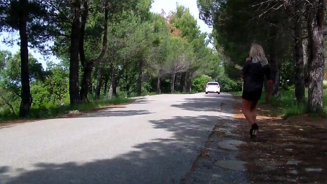 New flashing on the road and pee