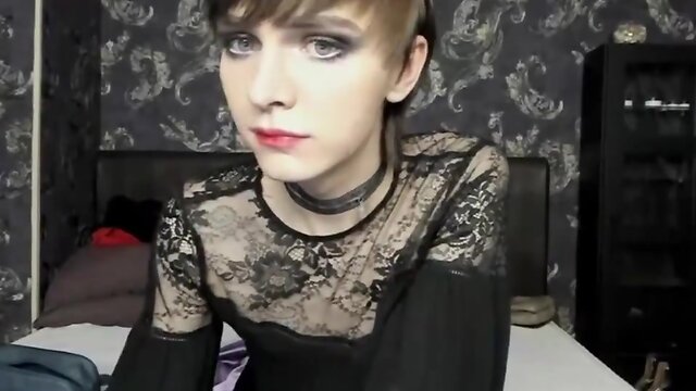 Rachel no glasses, so gay if you watch her