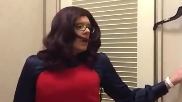 Red Dress Masturbation: An Amateur`s Journey - While the Ladies Talk