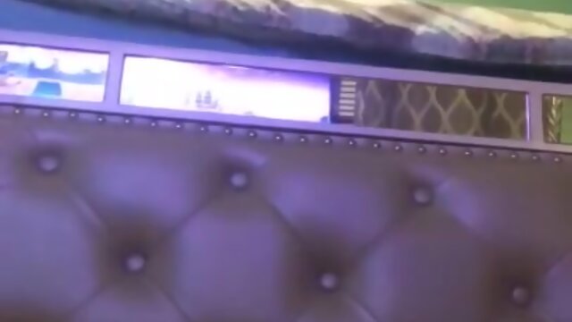 Enormous Booty Ts Fucks Fleshlight