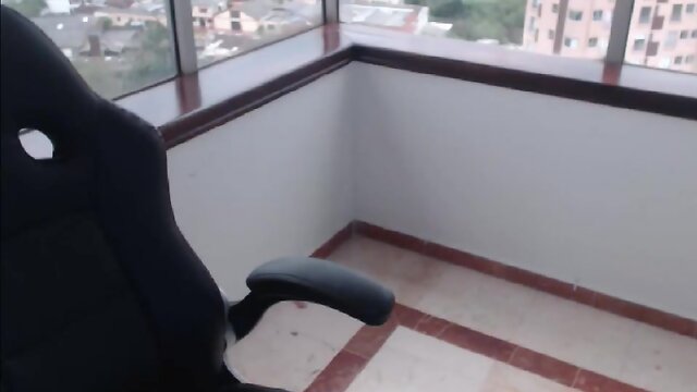 Pretty teeny tranny shows pecker