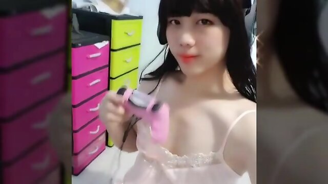 Young Woman`s Solo Pleasure: An Amateur, Intimate Experience