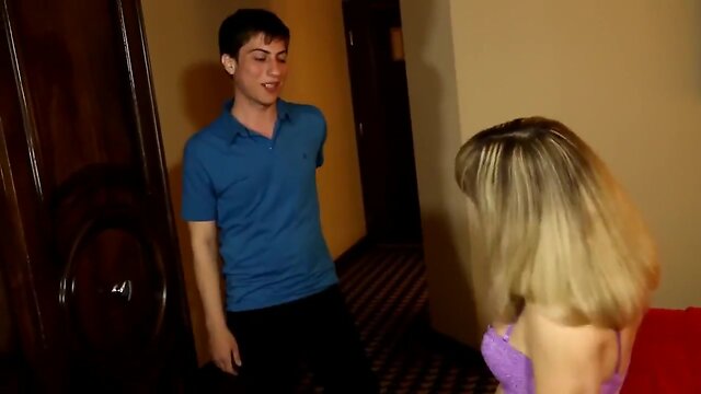 Ladyboy she-male prostitute fuck teeny