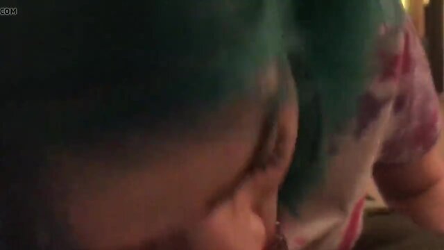 Pretty Crossdresser sucks well