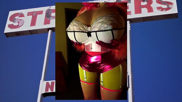 Juggsy-Ho-Doll - Nothing But Ho Doll Breast !