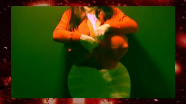 Juggsy-Ho-Doll - Nothing But Ho Doll Breast !