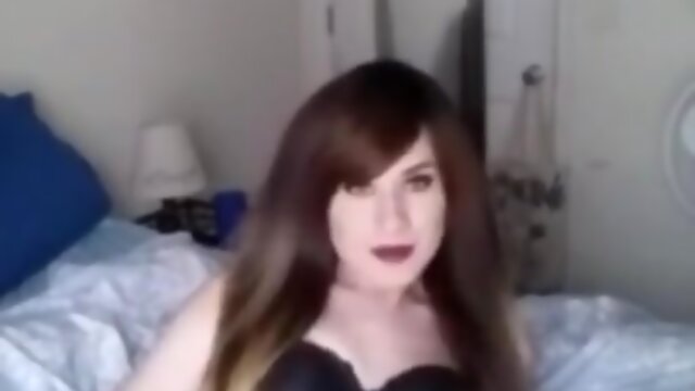 Hottie has fun on bed