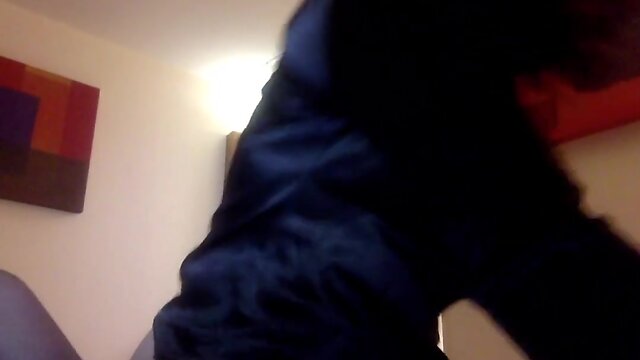 2 TVs suck and fuck each other in hotel room part 2